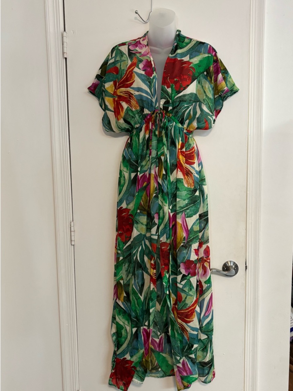 Green Tropical Floral Maxi Cover-up Dress with Multicolor Blooms